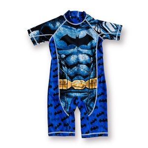 NWOT Next (UK) Rashguard Size 4-5 Years